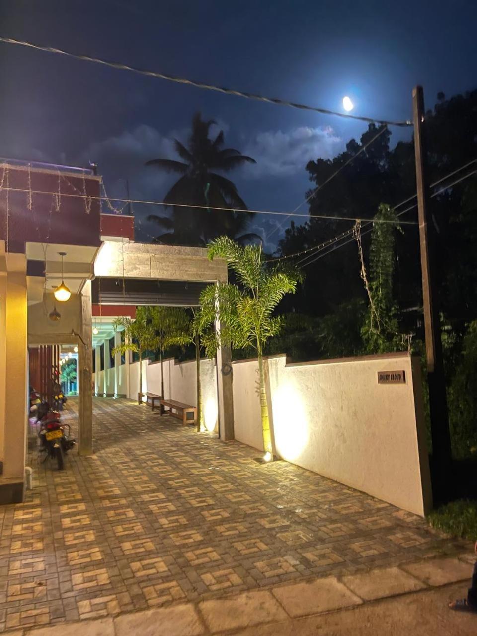 Hotel Sunny Cloud Harumalgoda Dış mekan fotoğraf